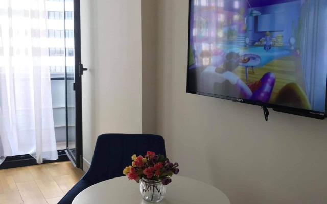 Апартаменты Orbi city Roman