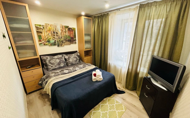 Квартира GoldApart Качалинская 9