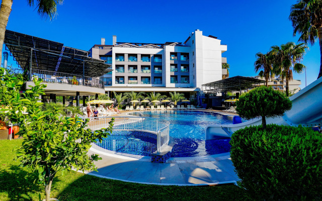 Отель Istanbul Beach