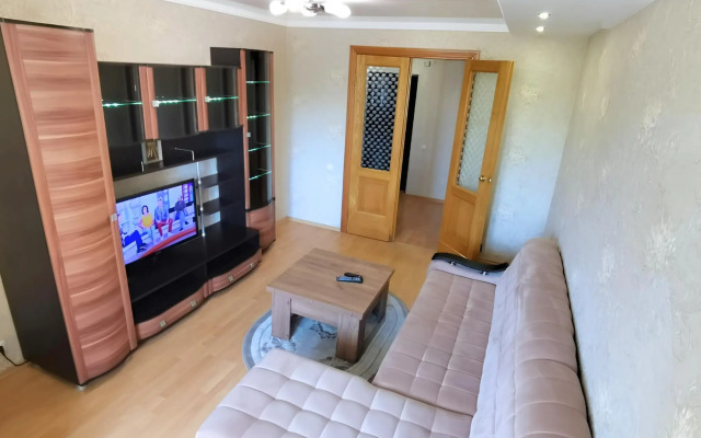 Апартаменты на проспекте Победы 132