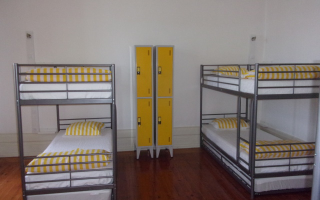 Hostel 402