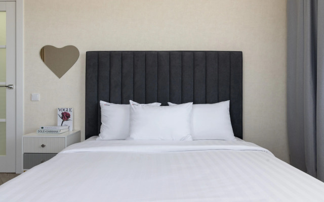 Red Apartments Frukty Kadis Apartments