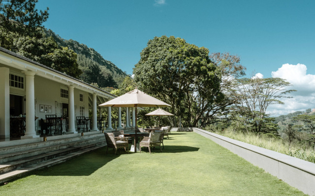 W15 Hanthana Estate Kandy Hotel