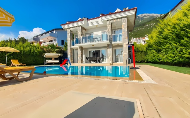 Rena Villaları - Spacious and Private Pool Villa in Oludeniz Villa