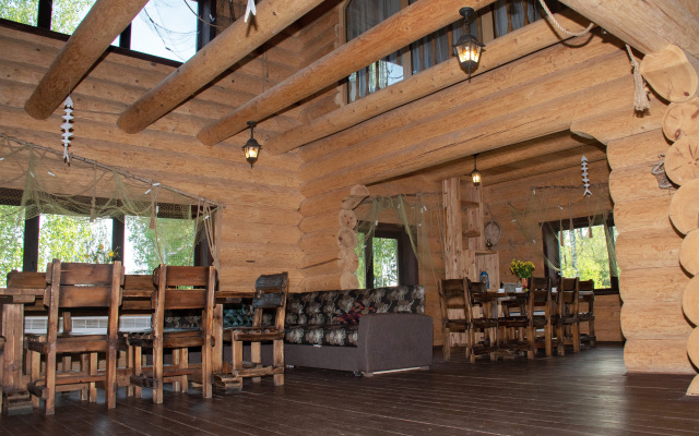 Novgorodskaya Derevnya Cottage