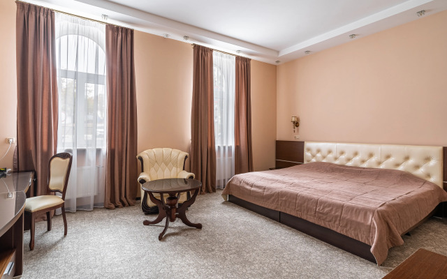 Gubernsky Hotel