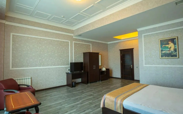 Regnum Restaurant Hotel