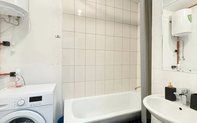 Kvartira 2-h komnatnaa Kvartira v Stile LOFT s panoramnoj lodziej