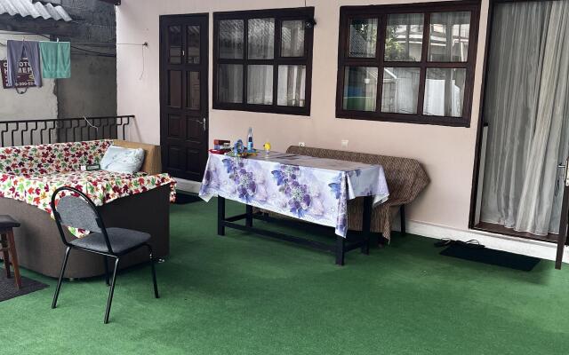 Whitehouse Guest house