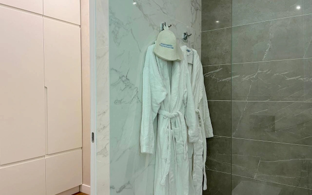 Апартаменты Акваделюкс у моря, с бассейном, СПА, пляжем N822