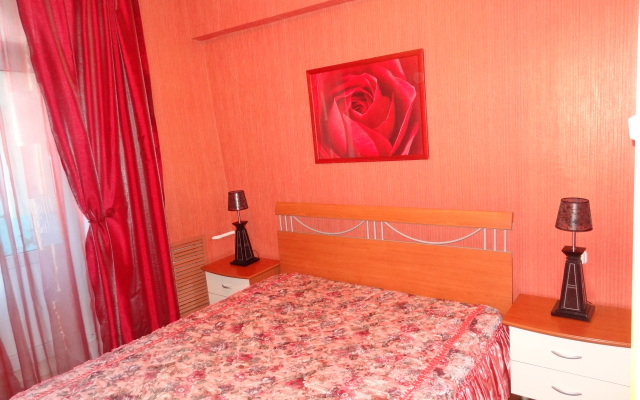 Квартира Двухкомнатная на Спутнике