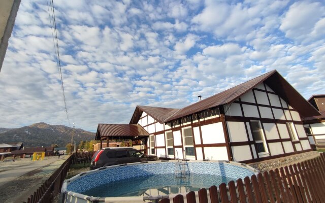 Lucky House Chalet