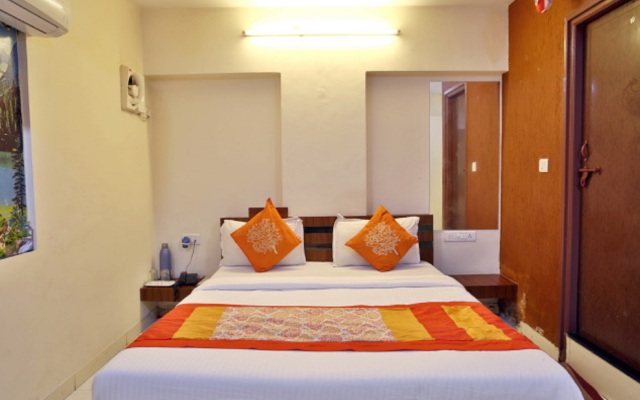 Royal Stay Hotel
