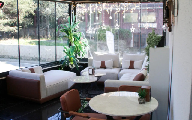 Bohem Hotel