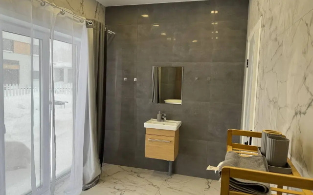 Alyaska do 8 gostei Guest house