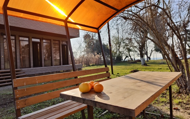 Kottedzh S Morem Za Kalitkoy Private house