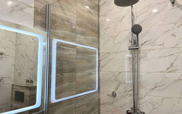 Frukty Rent Studiya Lyuks Apartments