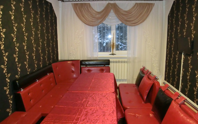 Ice Cherry Dombai Hotel