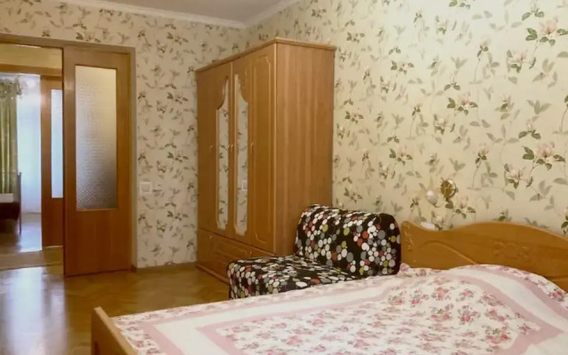 Апартаменты Дзержинского 47