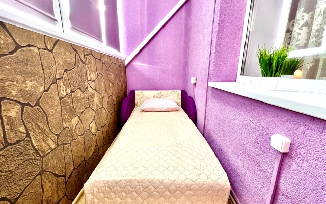 Апартаменты двухкомнатные (на ул.Санфировой, 99)