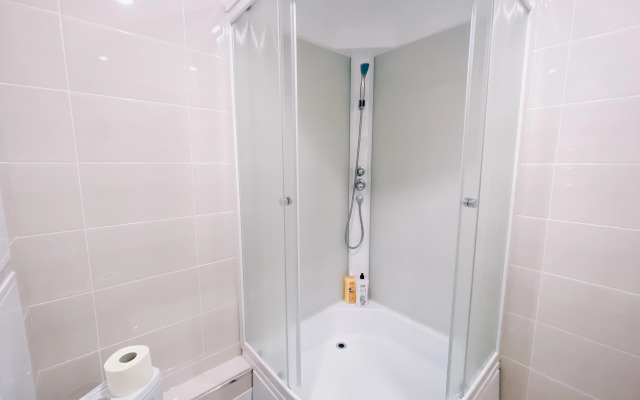 Vgosti33 Fejgina 22 Apartments