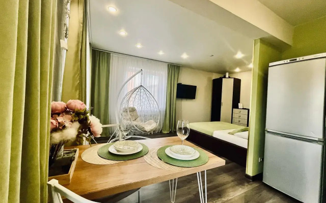 S Romanticheskim Nastroyeniem Flat