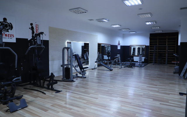 Arena Qakh Hotel
