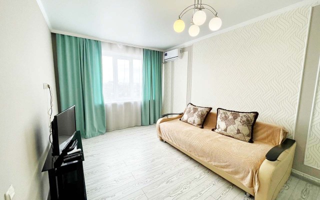 Na Trofimova Apartments