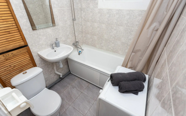 2-Komnatnaya Tsentr Flat