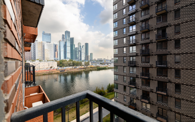River Na Naberezhnoi S Vidom Na Siti Apartments