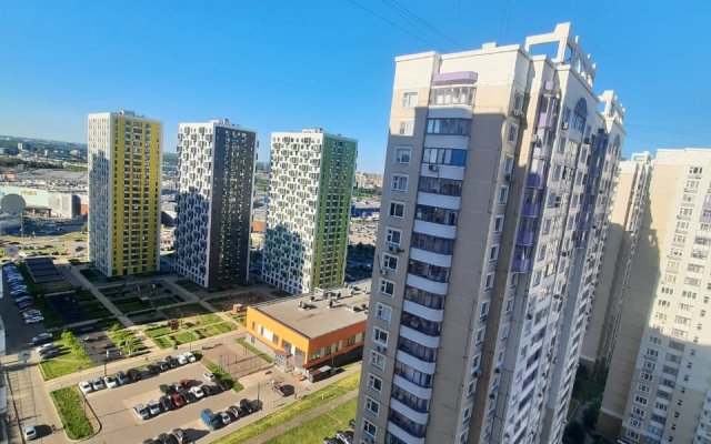 On Molodezhnaya 68 Apartments