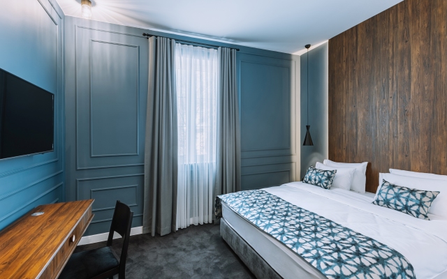 Hotel Twenties Tbilisi - Stay & Dine