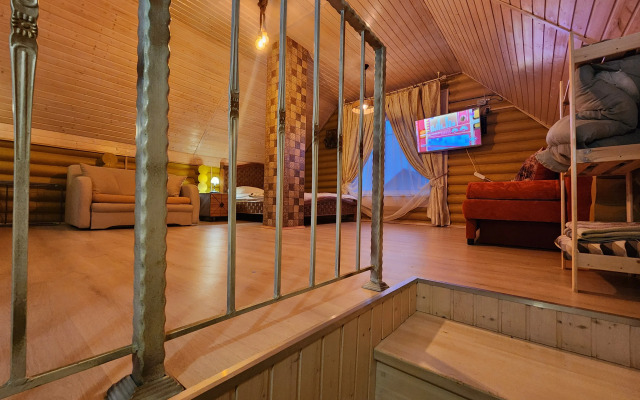 Na Poberezhye Private house