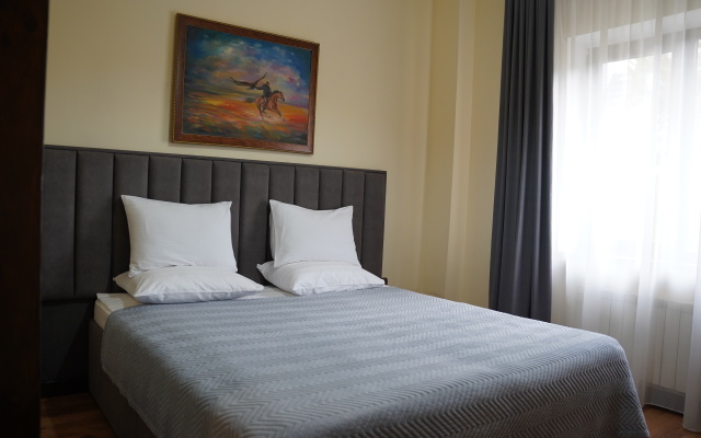 Saraishyq Hotel