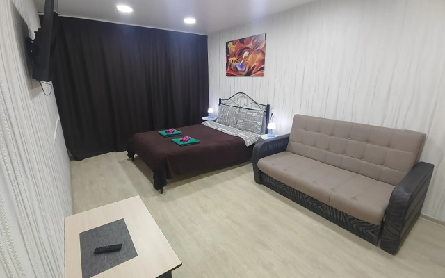 Квартира возле ТРЦ Плазма с лифтом и балконом