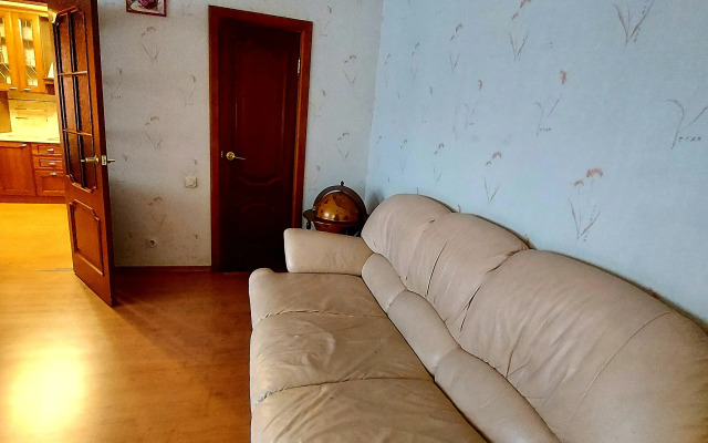 Bolshaya Kvartira S Saunoy Flat