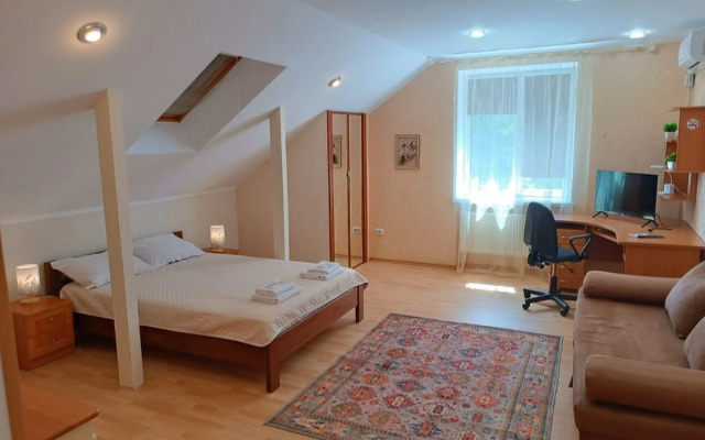 Kamerata Private House