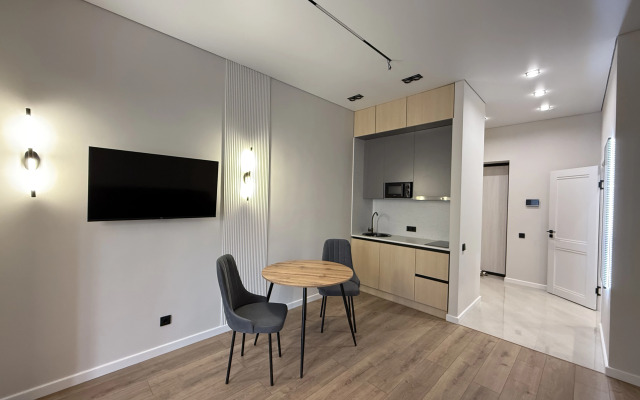 V Zolotom Kvadrate Flat