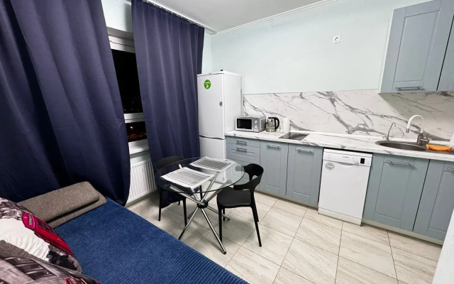 Uyutnaya 1K okolo Metro Lesoparkovaya 126 Flat