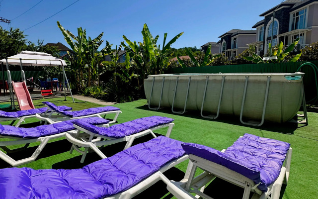 Korol Lev Guest House