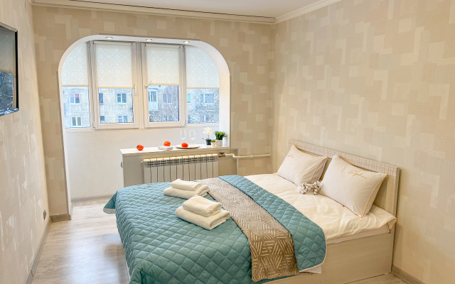 Na Stekolnoy 29 S Odnoy Spalney Flat
