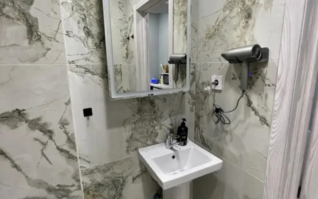 Na Ulitse Krasnooktyabryskaya 1/10 Flat