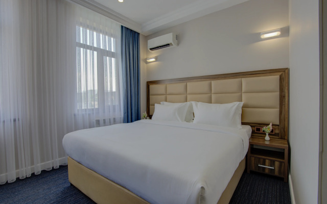 Resident Hotel