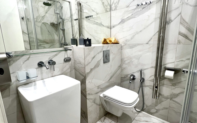 Апартаменты Эмилия с балконом парк Ривьера