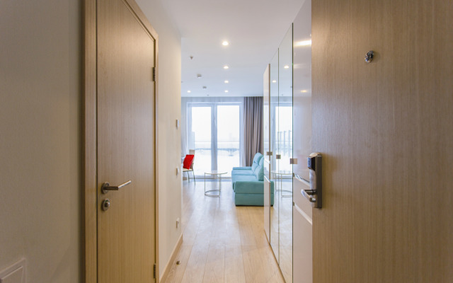 S bol'shoj verandoj s vidom na Moskvu okolo ostrova mechty Apartment