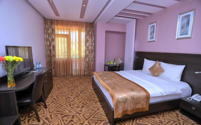 Aghveran Ararat Resort Hotel