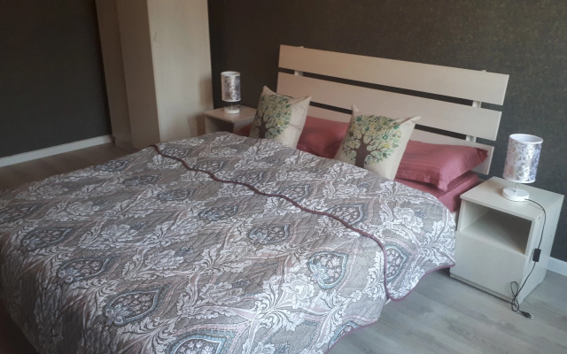 268 Raduzhny Bereg Flat