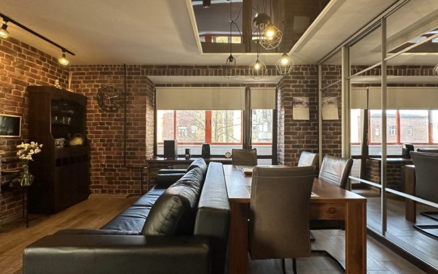 V Tsentre Loft Apartments