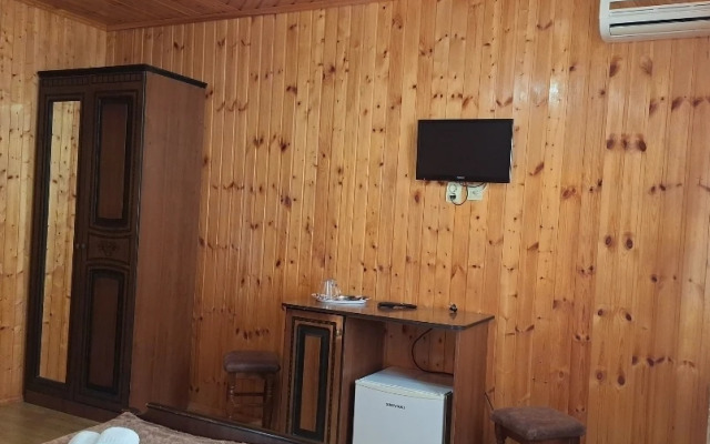 Jason Guest House