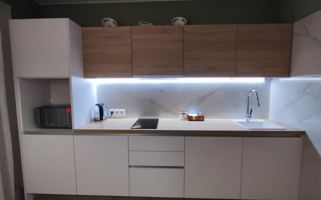 Biznes klassa na ulitse Berezhok 10 Flat